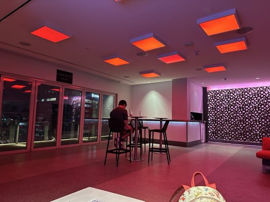 Altitude Sky Lounge by null