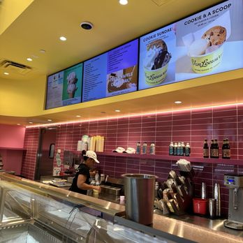 Van Leeuwen - Ice Cream & Frozen Yogurt Near Me - West Palm Beach, Florida Van Leeuwen - Ice Cream & Frozen Yogurt Near Me - West Palm Beach, Florida