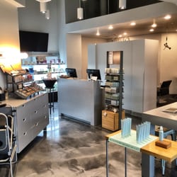 Reflect Salon | Aveda | Minnetonka - New Reflections Salon - Minnetonka Ridgedale Center