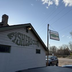 Fisher's Club - Exterior