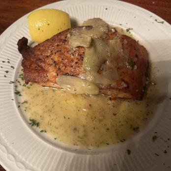 Crabdaddy's Seafood Grill - Salmon - Seafood Near Me - Saint Simons Island, Georgia