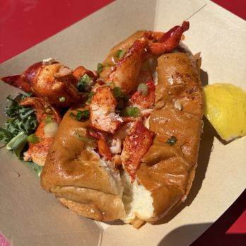 Lobster & Beer - Lobster rolls classic $23.50 - Seafood Near Me - Los Angeles, California Lobster & Beer - Lobster rolls classic $23.50 - Seafood Near Me - Los Angeles, California