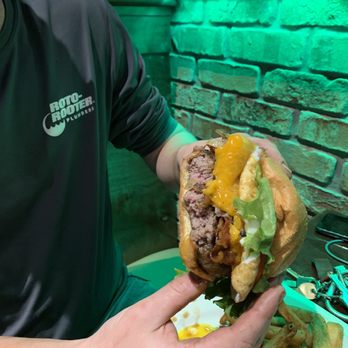 Half Wall – Port Orange - Half Wall burger - Sports Bars Near Me - Port Orange, Florida Half Wall – Port Orange - Half Wall burger - Sports Bars Near Me - Port Orange, Florida
