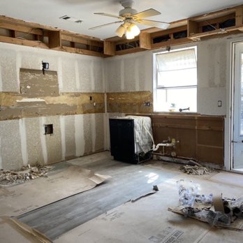 Blue Diamond Design and Build - Gutted kitchen - General Contractors Near Me - Hutto, Texas