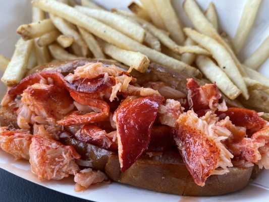 Angie's Lobster & Angie's Prime Grill by null