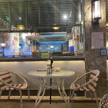 喜喜冰室 - Hong Kong Style Cafe Near Me - Hong Kong, HK