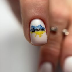 Nail Studio Mia Bella in Kill Devil Hills gift card
