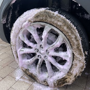 Pure Detailing Services - Tire and rim cleaning - Auto Detailing Near Me Pure Detailing Services - Tire and rim cleaning - Auto Detailing Near Me