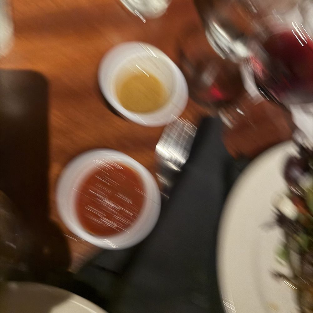 Charleston's - American Near Me - Mesa, Arizona