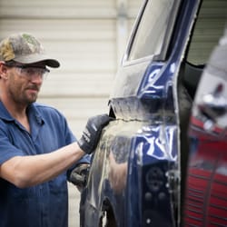 Davis Body Shop - Davis Body Shop..service excellence!