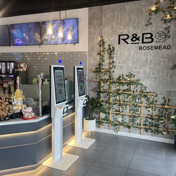 R&B Tea - Place order on kiosk or at the counter - Bubble Tea Near Me - Rosemead, California