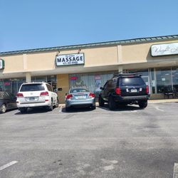 Chinese Pressure Massage - New sign on building at 111 Broyles Drive, Suite 3