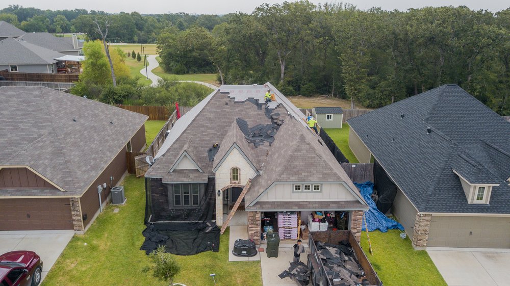 Slide of Texas Pride Roofing & Fencing