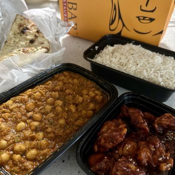 Bombay Darbar - Channa Masala & Chili Chicken & Garlic Naan - Indian Near Me - Fort Lauderdale, Florida Bombay Darbar - Channa Masala & Chili Chicken & Garlic Naan - Indian Near Me - Fort Lauderdale, Florida
