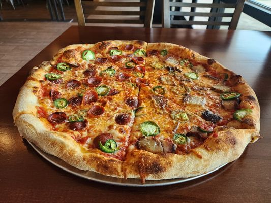 TEXAPOLITAN PIZZA by null