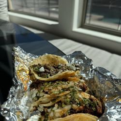 Tacos Gonzalez - Pastor and Asada tacos