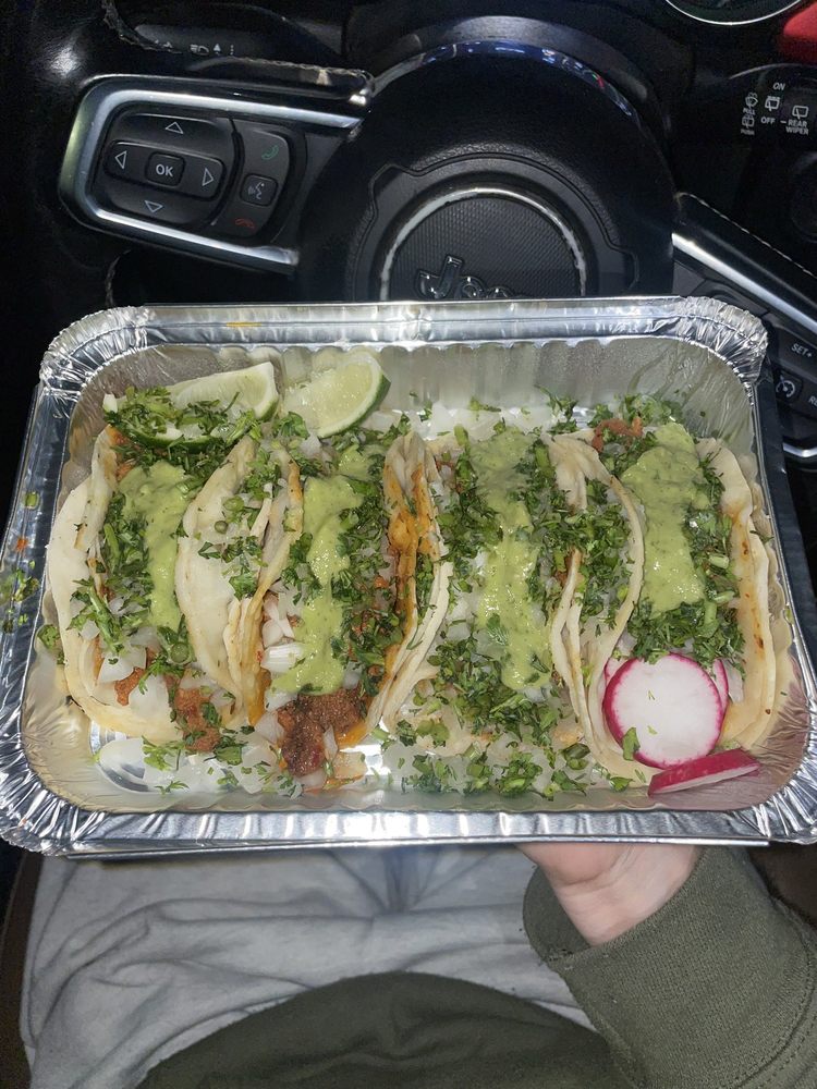 Tacos Sin Tequila Logo