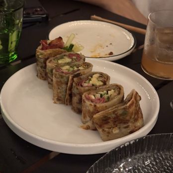 Pigeonhole - Pastrami Pancakes - Cocktail Bars Near Me - Honolulu, Hawaii