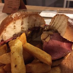 Ora Steak & Burgers - Füme Burger