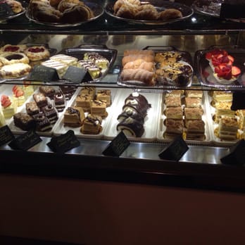 Basilico - Dessert display #2 - Delis Near Me - Fredericksburg, Virginia
