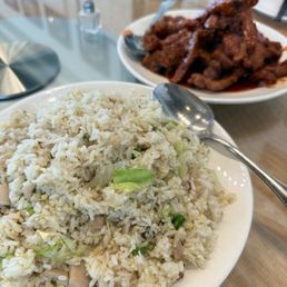 Salted Fried Rice with Chicken & Salt Fish 鹹魚雞粒炒飯 Peking Spareribs 京都骨