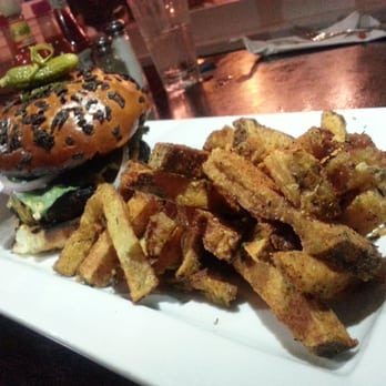 The Attic - Catalina burger - Breakfast & Brunch Near Me - Long Beach, California