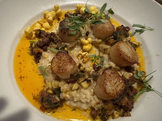 Chez Piggy Restaurant & Bar by null