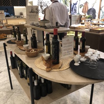 Bécquer - An olive oil STATION! - Hotels Near Me - Seville, SE Bécquer - An olive oil STATION! - Hotels Near Me - Seville, SE