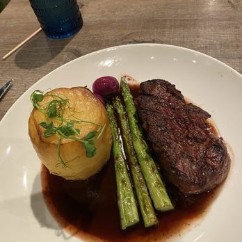 Chandler's Oceanfront Dining - 8oz Filet Mignon - New American Near Me - Carlsbad, California
