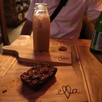 Ella Cafe - Power bar and Caramel Apple Iced Latte (or something like that) - Coffee & Tea Near Me - Plantation, Florida