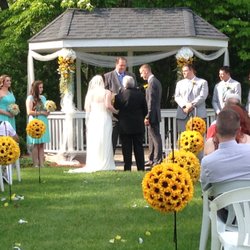 Chateau Michele - Ceremony at our gazebo