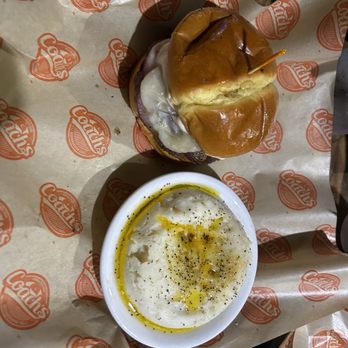 Coach's Neighborhood Grill - Build your own burger, Mashed Potatoes (Each) - American Near Me - Lexington, North Carolina