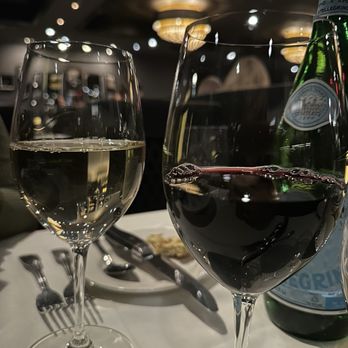 Morton's The Steakhouse - Steakhouses Near Me - Anaheim, California
