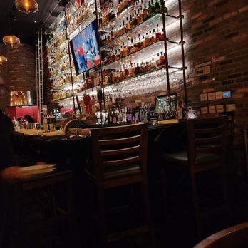 Della Terra Restaurant - 30 foot Bar! - Italian Near Me - Los Angeles, California
