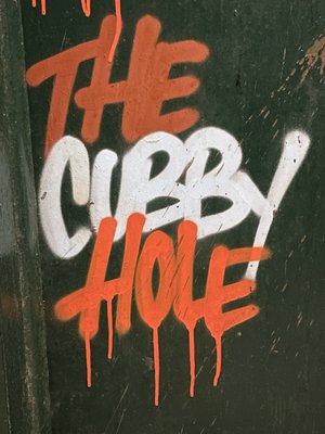 Cubbyhole by null