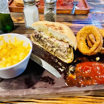 SOB Burgers - Mac'n'cheese, Chorizo Burger, and onion rings. - Burgers Near Me - Bradenton, Florida SOB Burgers - Mac'n'cheese, Chorizo Burger, and onion rings. - Burgers Near Me - Bradenton, Florida