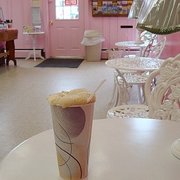 Photo of Molly B's Ice Cream - North Conway, NH, United States. Root Beer Float
