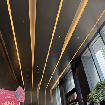 Pret A Manger - Beautiful architecture - British Near Me - Hong Kong, HK Pret A Manger - Beautiful architecture - British Near Me - Hong Kong, HK