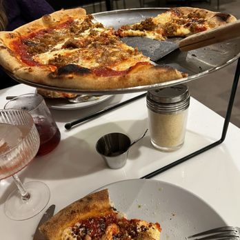 Marlow - Salsiccia pizza - Pizza Near Me - Makawao, Hawaii Marlow - Salsiccia pizza - Pizza Near Me - Makawao, Hawaii