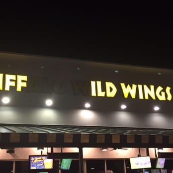 Buffalo Wild Wings - Bad sign - keep passing by - enough said - Chicken Wings Near Me - Phoenix, Arizona Buffalo Wild Wings - Bad sign - keep passing by - enough said - Chicken Wings Near Me - Phoenix, Arizona
