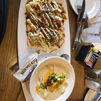 Matt The Miller's Tavern - Ahi Flatbread with soup - American Near Me - Dublin, Ohio