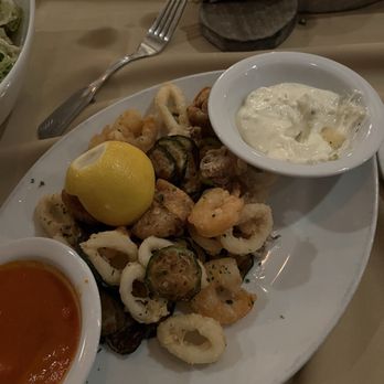 Ca Del Sole - Fritto Misto di Gamberoni, Calamari E Zucchine - Italian Near Me - Toluca Lake, California