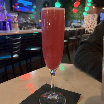Papi Gordo's - Desert 76 cocktail with well liquor - Mexican Near Me - Phoenix, Arizona