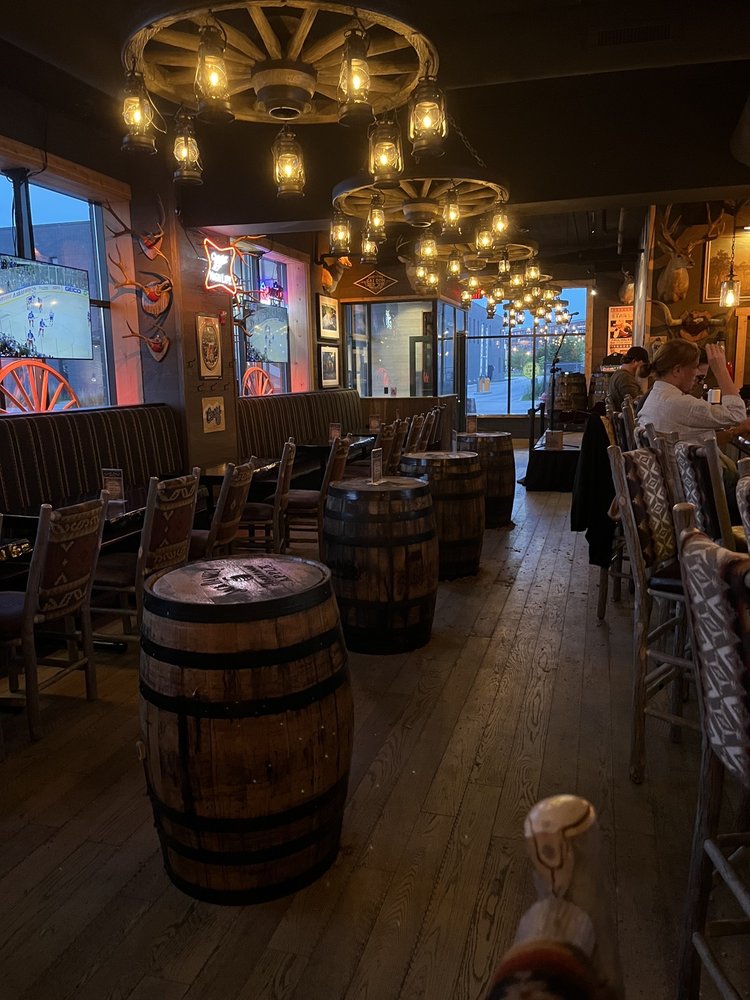 Saloon MKE - wedding in Milwaukee, WI