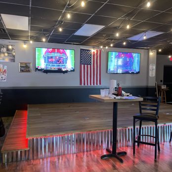 Locals Tavern - You can watch TV karaoke dance - Cocktail Bars Near Me - Leland, North Carolina Locals Tavern - You can watch TV karaoke dance - Cocktail Bars Near Me - Leland, North Carolina
