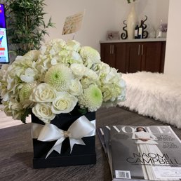 Condolences flower arrangement Condolences flower arrangement