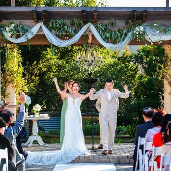 Sunol's Casa Bella - The ceremony area was perfect, and created an intimate feel even though we had a wedding of 200 guests. - Venues & Event Spaces Near Me - Sunol, California