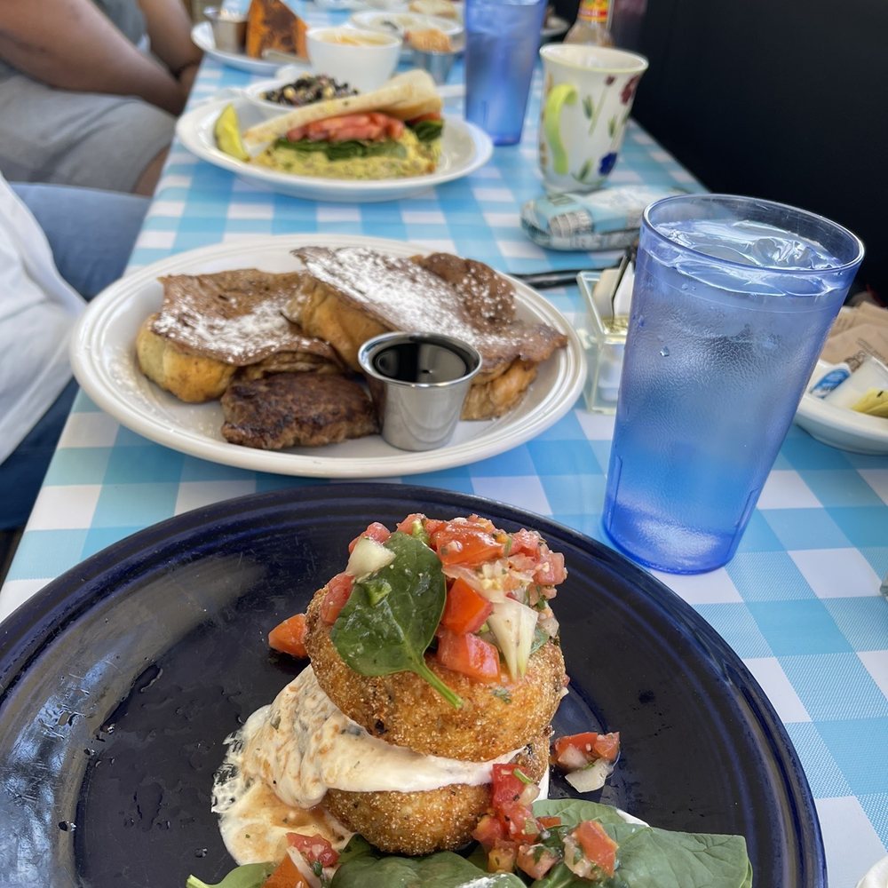 Louise's Kitchen - The Spread - Breakfast & Brunch Near Me - Black Mountain, North Carolina Louise's Kitchen - The Spread - Breakfast & Brunch Near Me - Black Mountain, North Carolina