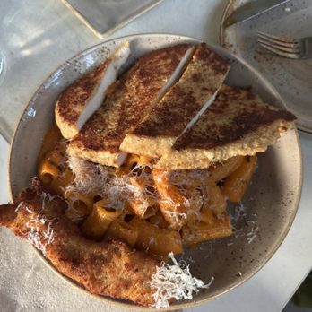 Jay Luigi - Pasta with chicken - Pizza Near Me - Tampa, Florida Jay Luigi - Pasta with chicken - Pizza Near Me - Tampa, Florida