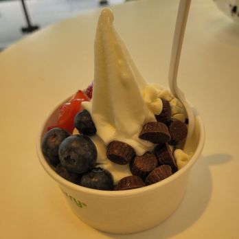 Pinkberry - Yum - Ice Cream & Frozen Yogurt Near Me - New York, New York Pinkberry - Yum - Ice Cream & Frozen Yogurt Near Me - New York, New York
